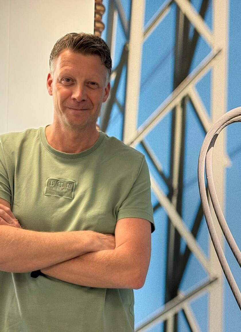 “Je leert echt veel als je kort op de uitvoering zit. Normaal zit je achter je computer te ontwerpen, maar als je buiten bent zie je wat er écht gebeurt."